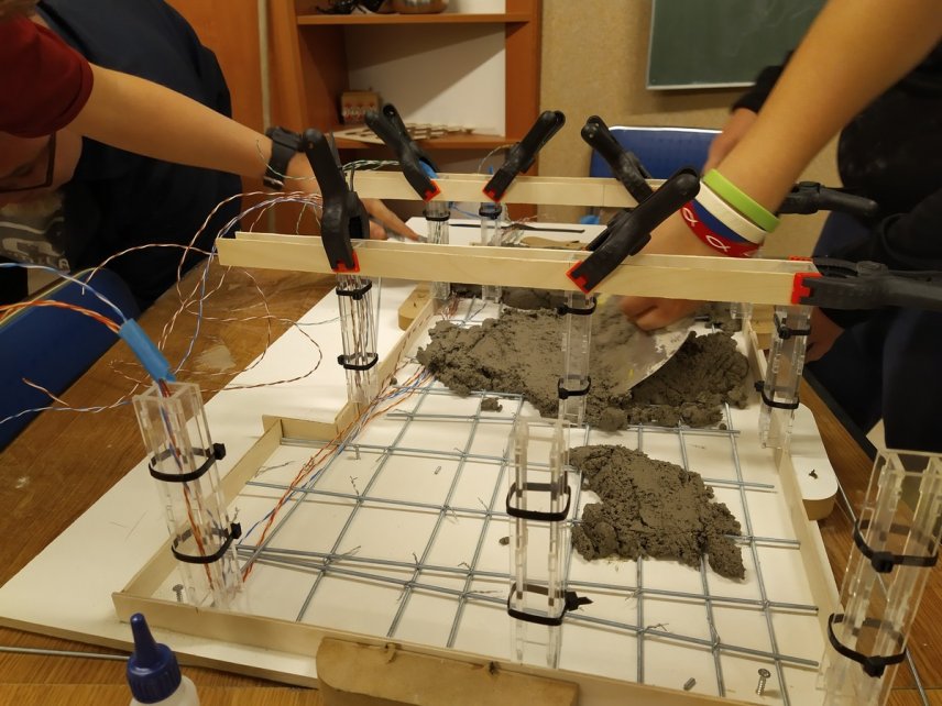 Warsztaty budowlane i i wylewka fundamemtów